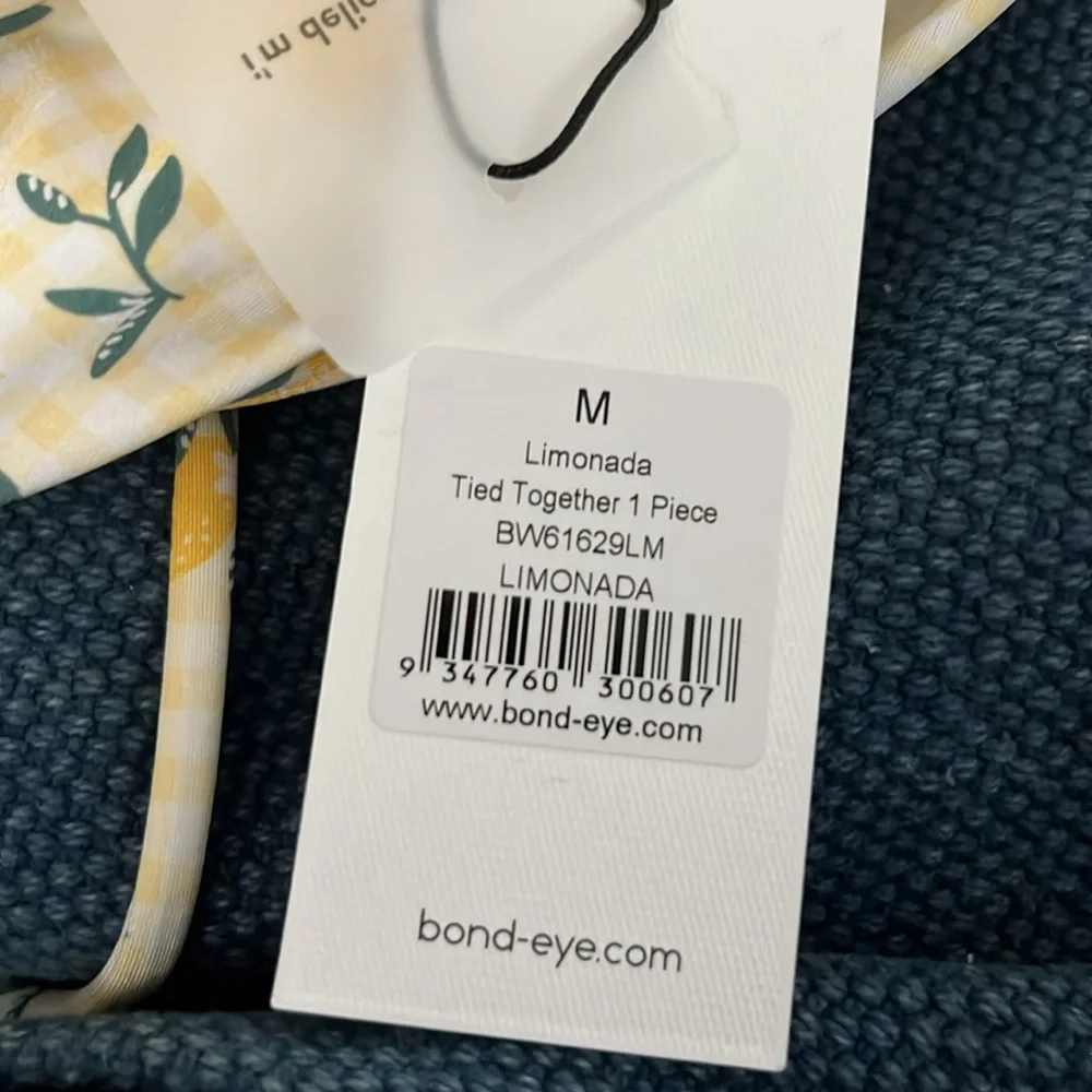 Bond-Eye limonada tied together 1 piece size Medium NWT new